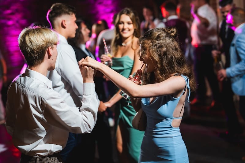 Private party DJ delivering vibrant music and entertainment for birthdays, celebrations, and special events.